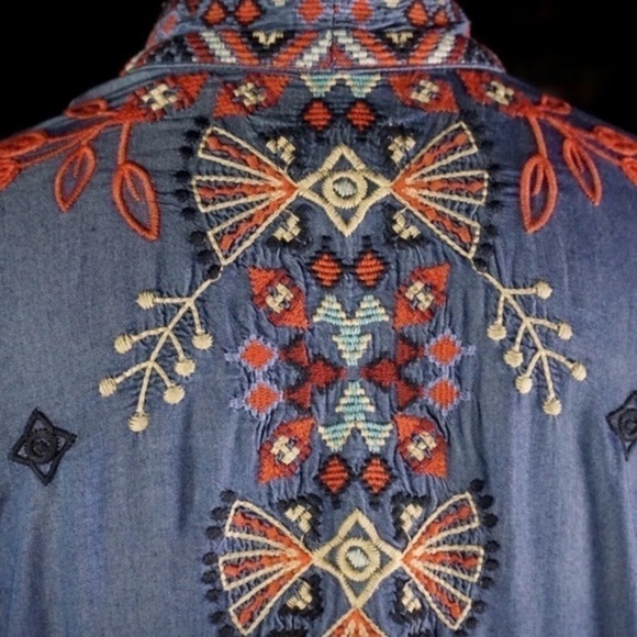 Johnny Was Mareen Heavily Embroidered Chambray Kimono Jacket NWT (Oversized) - Picture 8 of 12